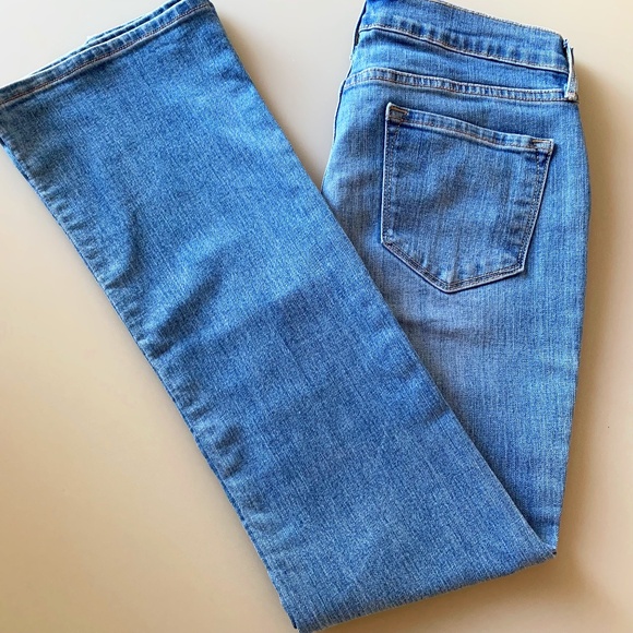 Old Navy Jeans Curvy Mid-Rise Size 6 Short - Picture 1 of 8